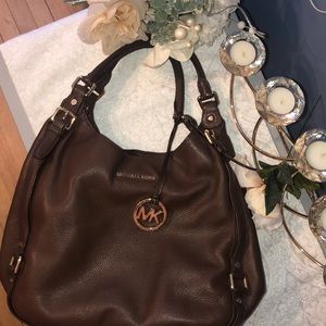 🌸 AUTHENTIC Michael Kors Handbag 🌸